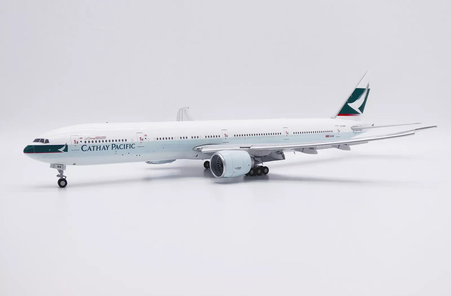 JC WINGS B777-300ER CATHAY PACIFIC REG: B-HNR