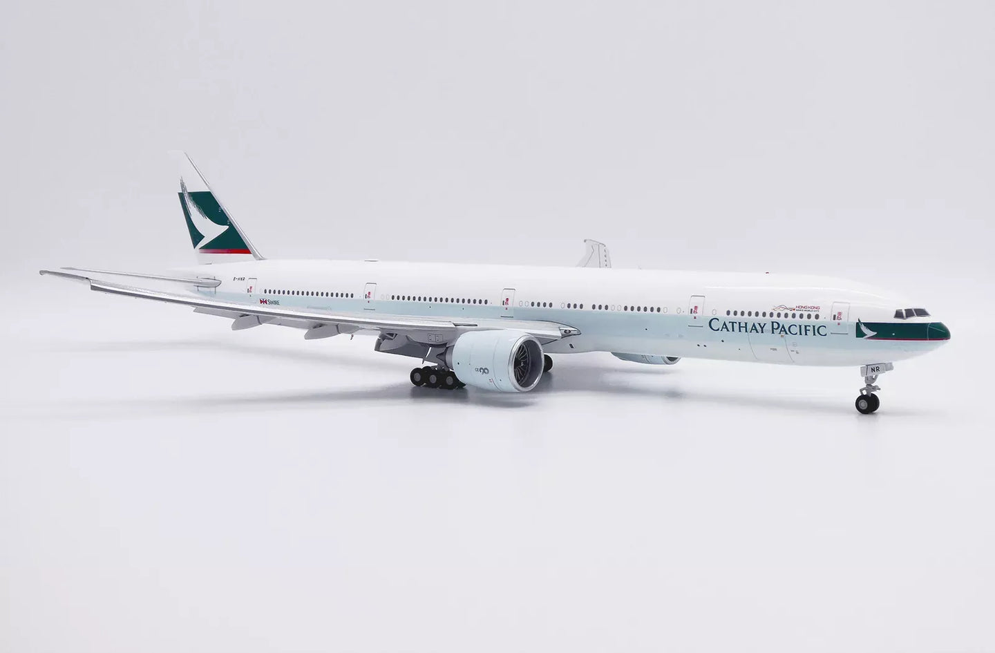 JC WINGS B777-300ER CATHAY PACIFIC REG: B-HNR