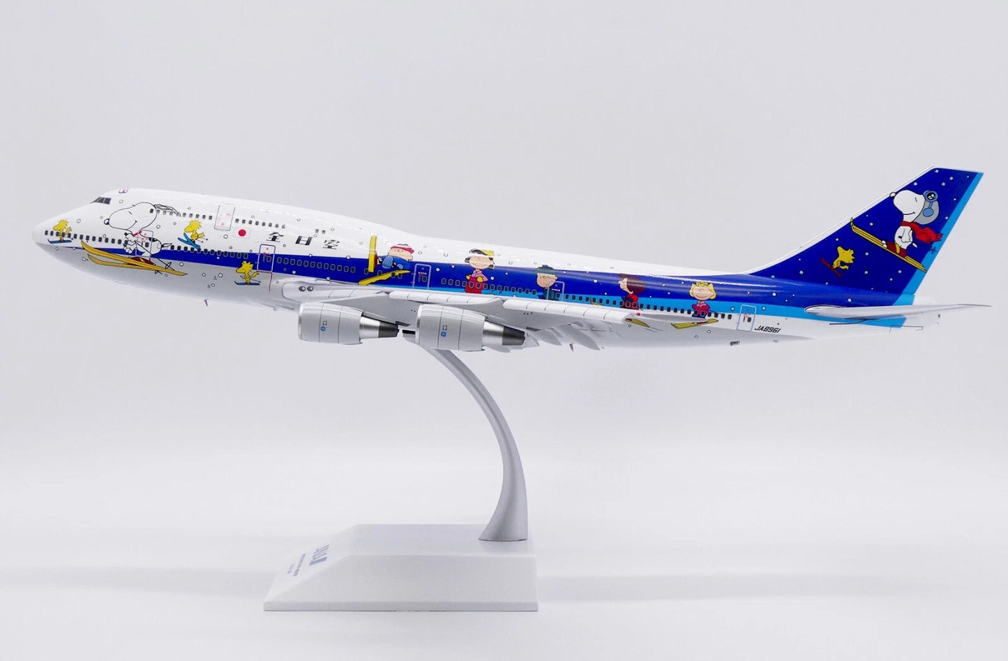 JC WINGS B747-400D ALL NIPPON AIRWAYS (ANA) "SNOOPY" (FLAPS DOWN) REG: JA8961