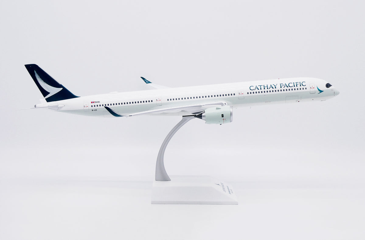 JC WINGS SA2110 1/200 A350-1000XWB CATHAY PACIFIC "KAI TAK LOW PASS" REG: B-LXI