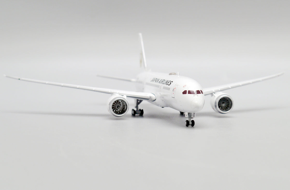 JC WINGS B787-8 JAPAN AIRLINES REG: JA835J