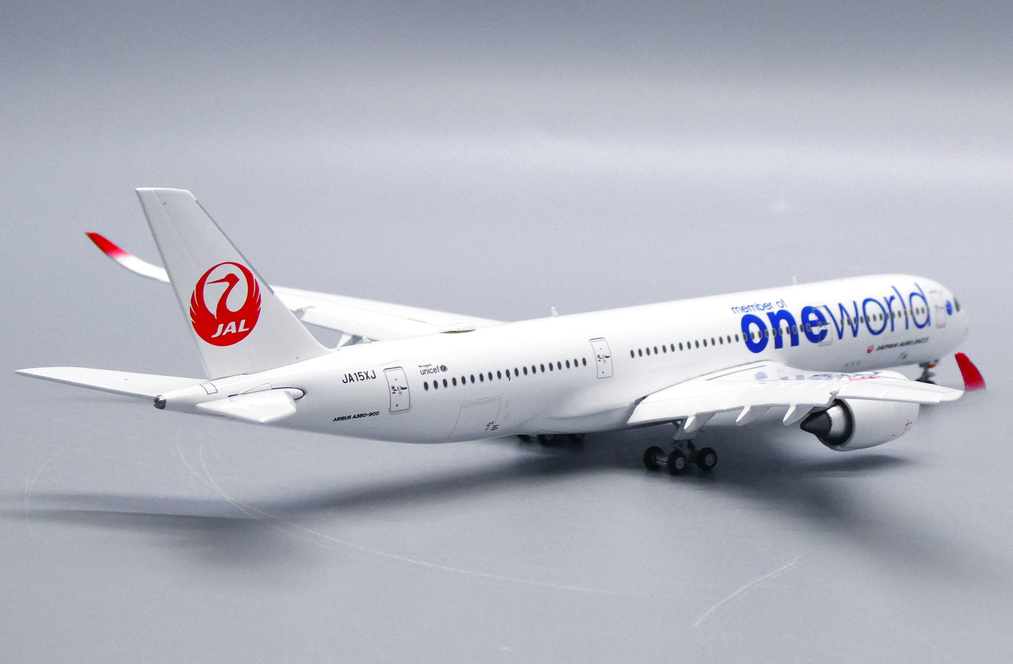JCWINGS A350-900XWB JAPAN AIRLINES FLAP DOWN REG: JA15XJ