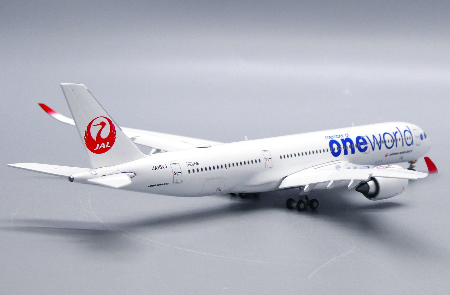 JCWINGS A350-900XWB JAPAN AIRLINES FLAP DOWN REG: JA15XJ