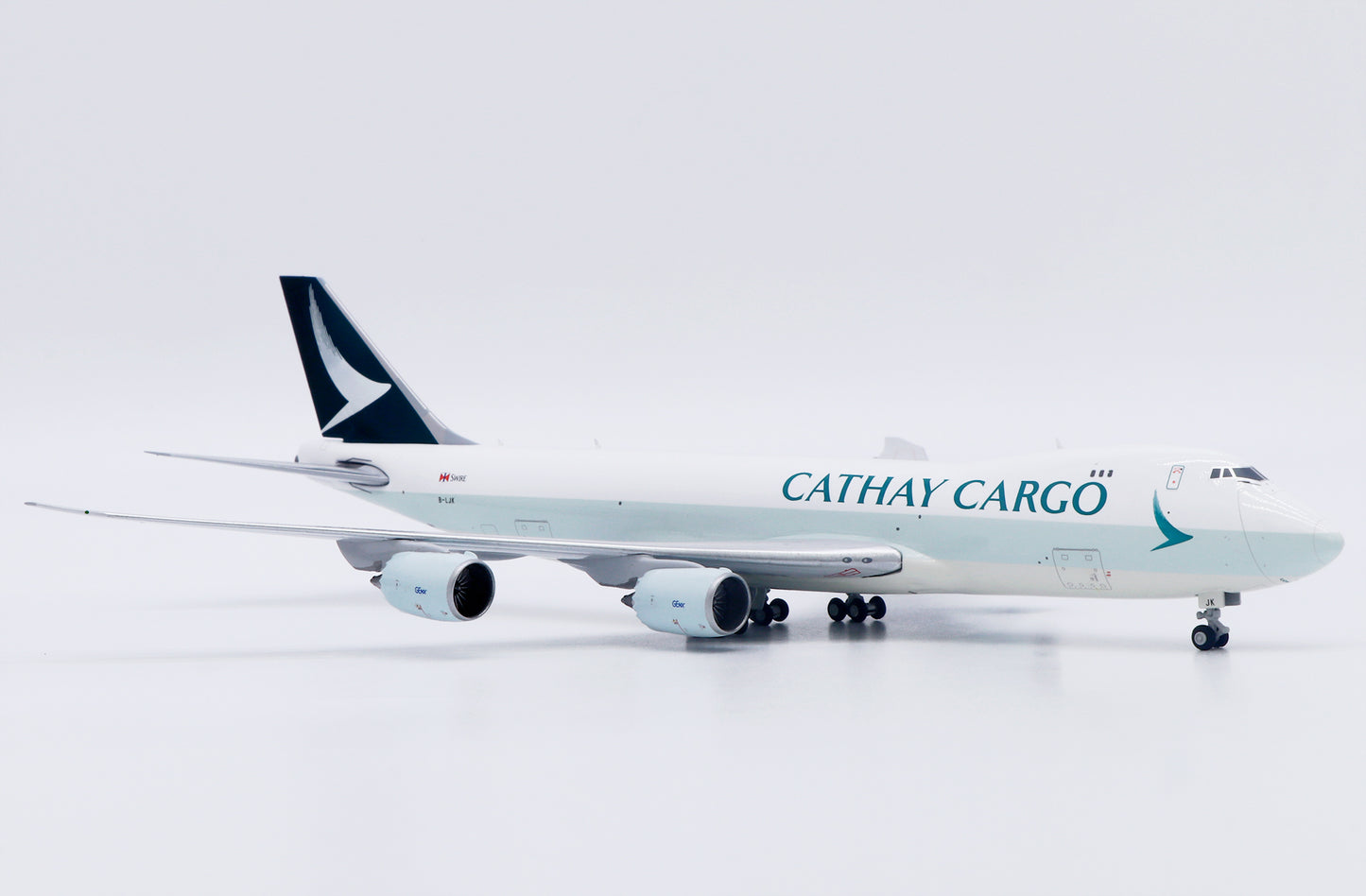 JC WINGS B747-8F CATHAY CARGO "NEW TITLES" REG: B-LJK