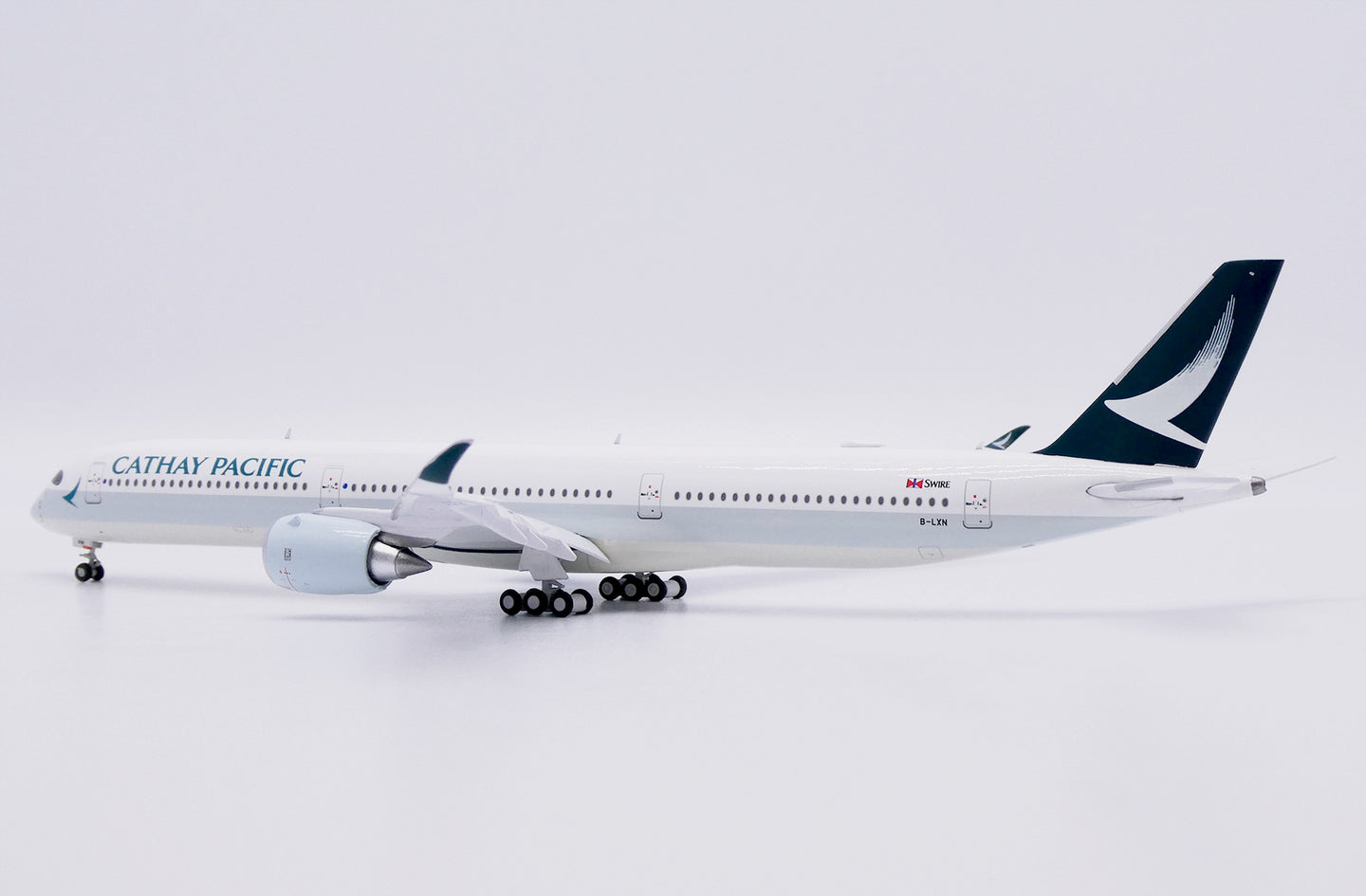 JC WINGS A350-1000XWB CATHY PACIFIC MISC REG: B-LXN FLAPS DOWN