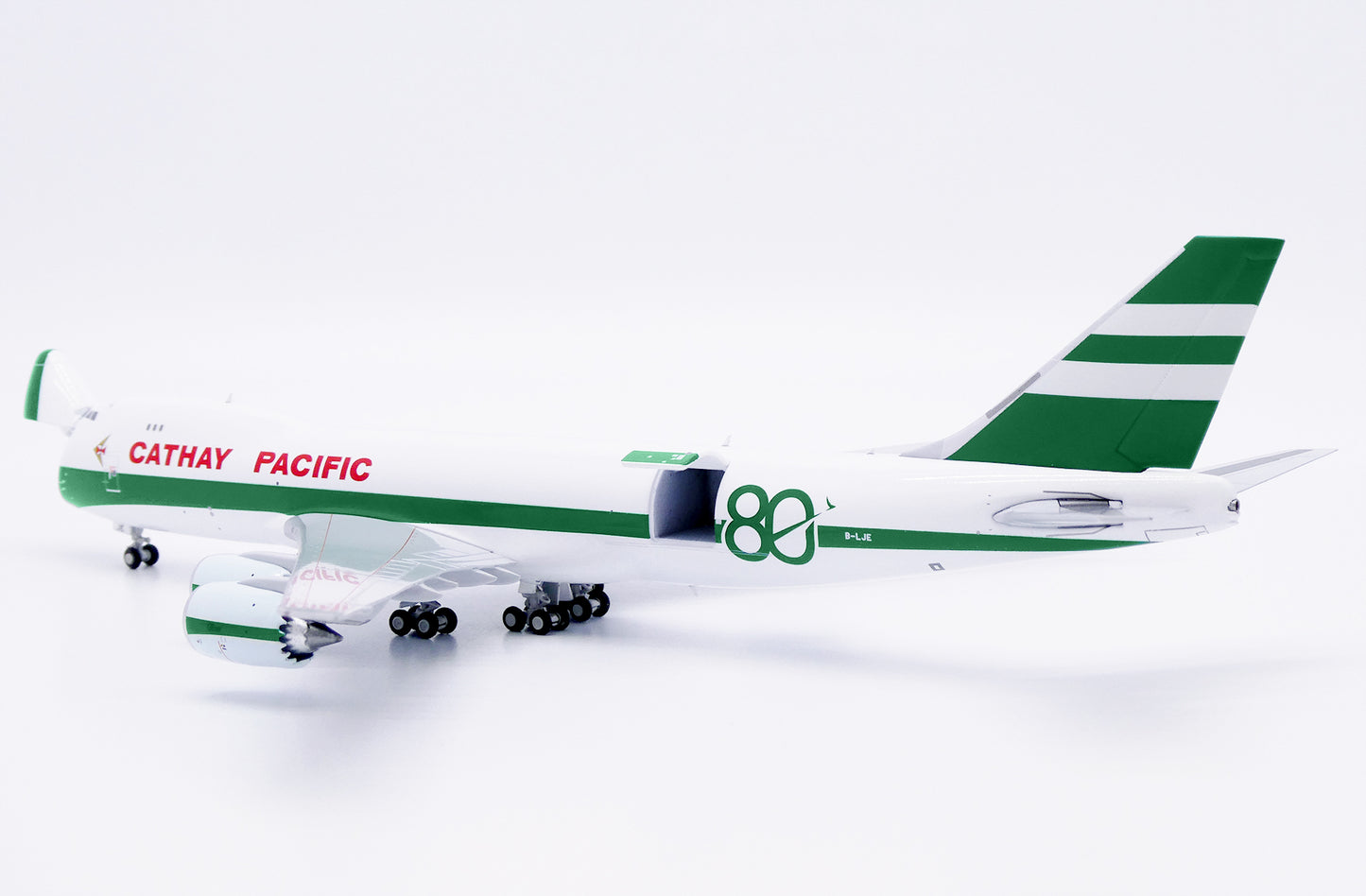 JC WINGS B747-8F CATHAY PACIFIC "80TH ANNIVERSARY" (INTERACTIVE SERIES) REG: B-LJE