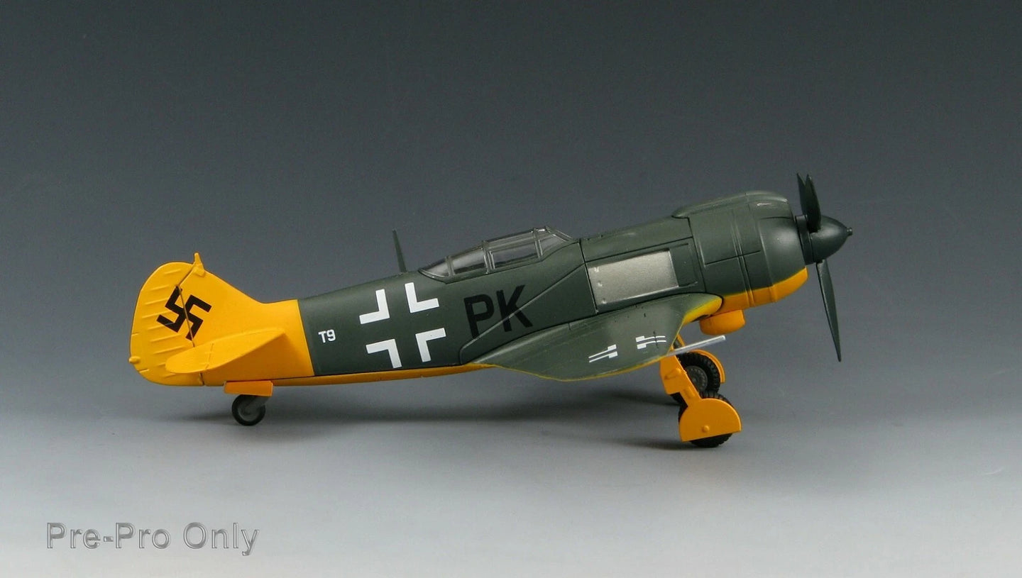 SKYMAX LAVOCHKIN LA-5 CAPTURED AIRCRAFT 1945