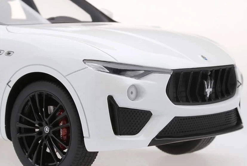 TOPSPEED MASERATI LEVANTE TROFEO BIANCA