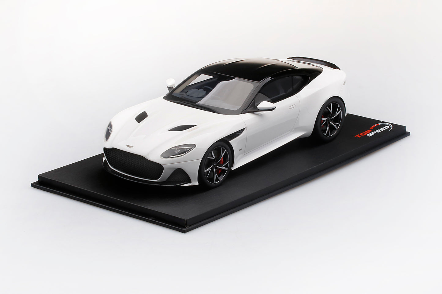 TOPSPEED ASTON MARTIN DBS SUPPERLEGGERA STRATUS WHITE