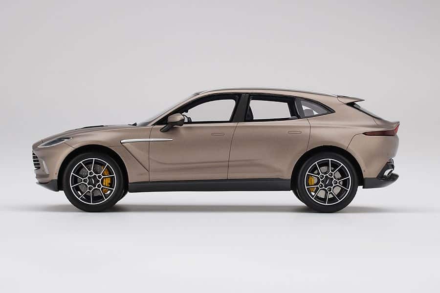 TOPSPEED ASTON MARTIN DBX SATIN SOLAR BRONZE