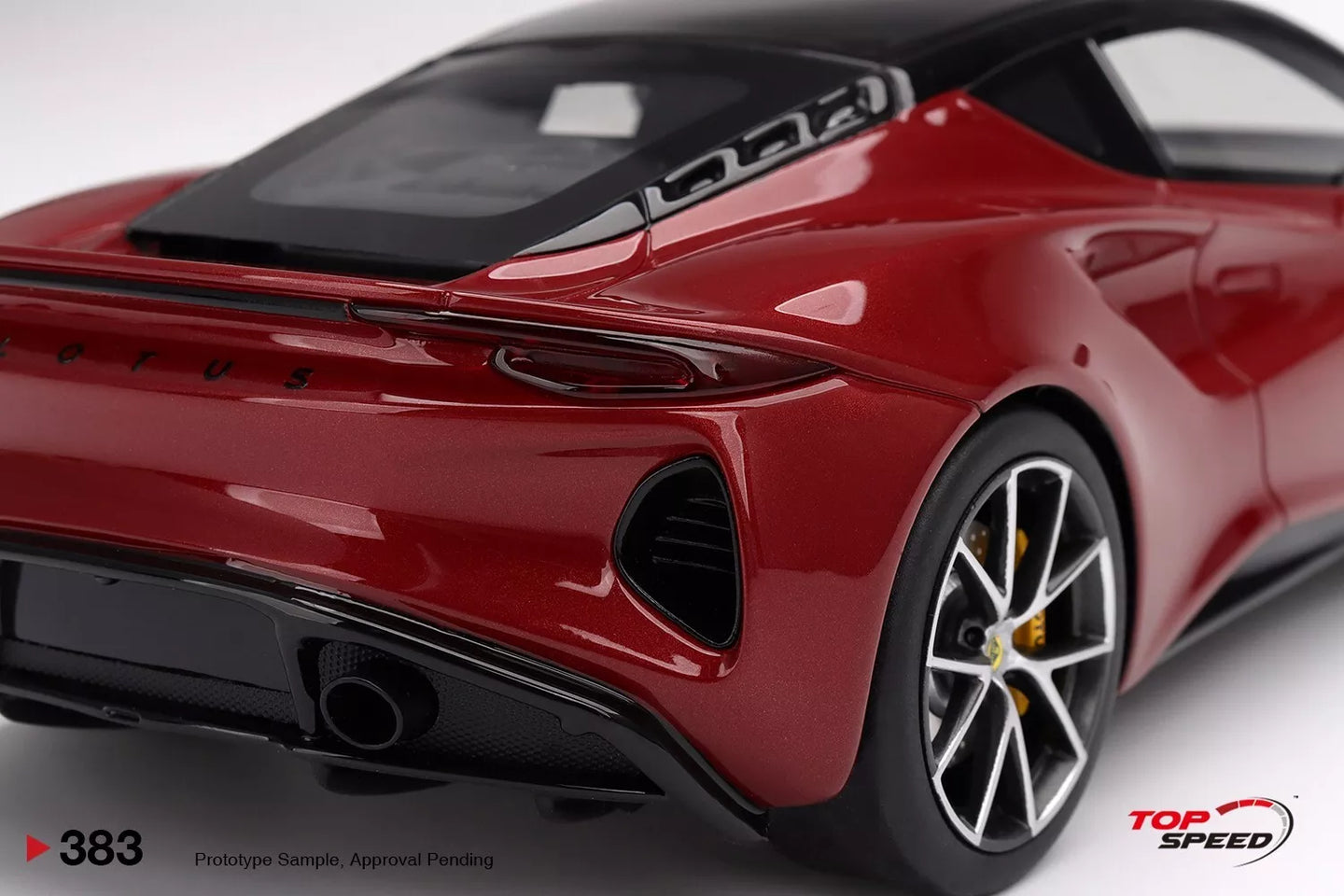TOPSPEED TS0383 1/18 LOTUS EMIRA MAGMA RED