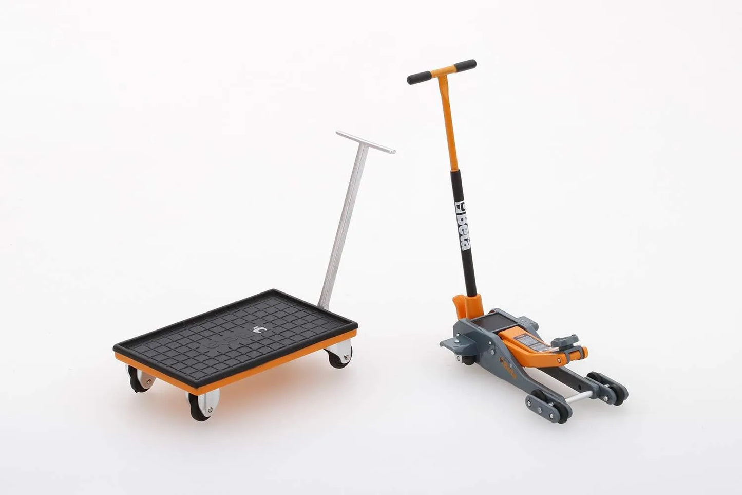 TRUE SCALE MINIATURES TOOL KIT + JACK, TROLLEY, AXLE STANDS