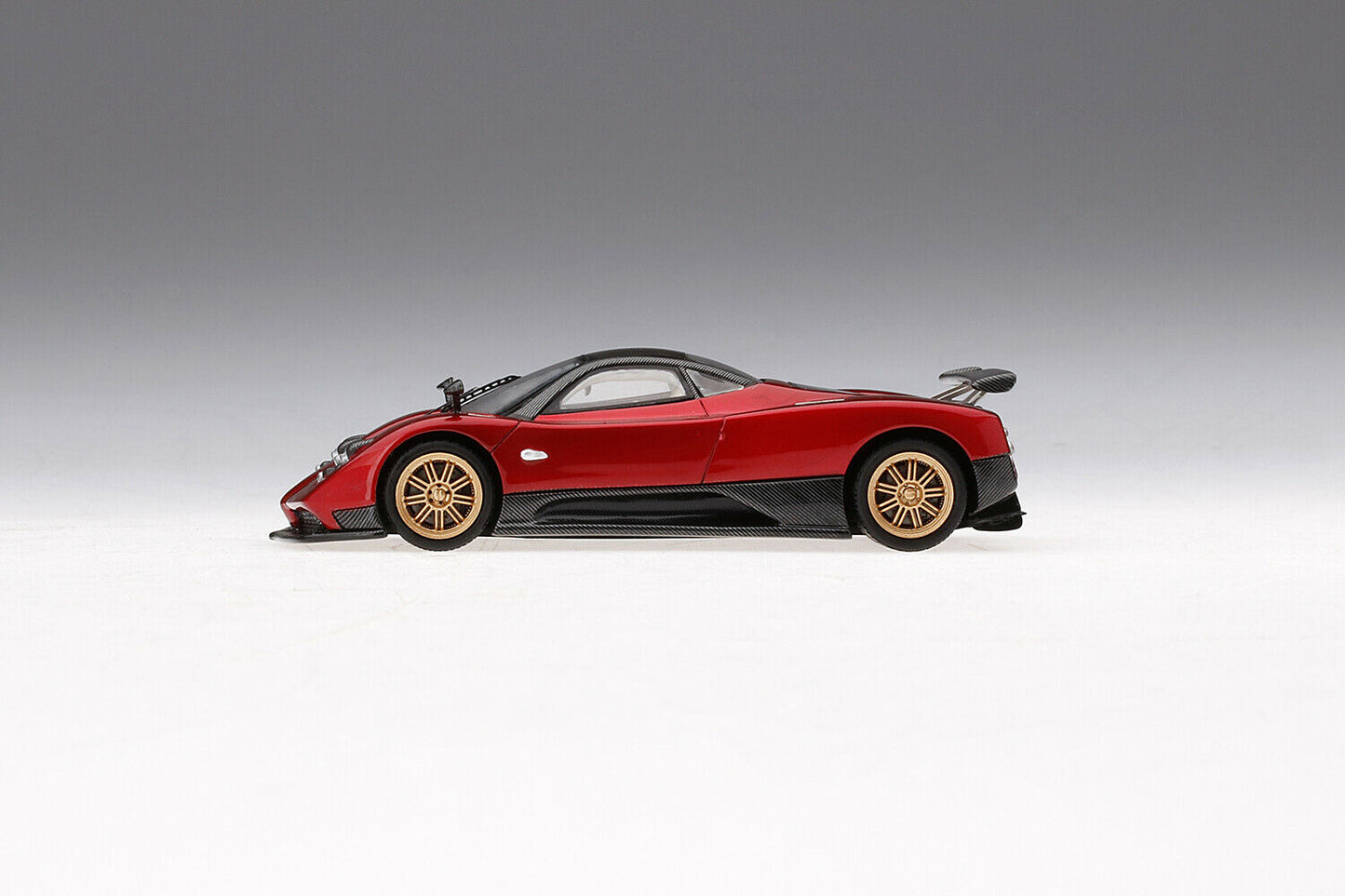 TRUESCALE MINIATURES PAGANI ZONDA F 2006