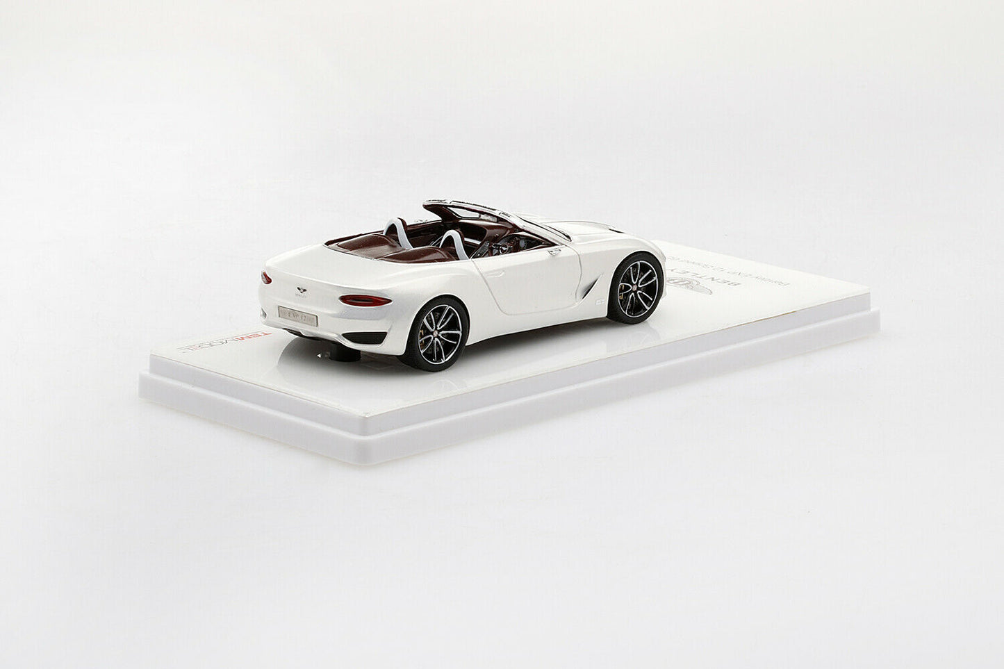 TRUESCALE MINIATURES BENTLEY EXP 12 SPEED 6E 2017