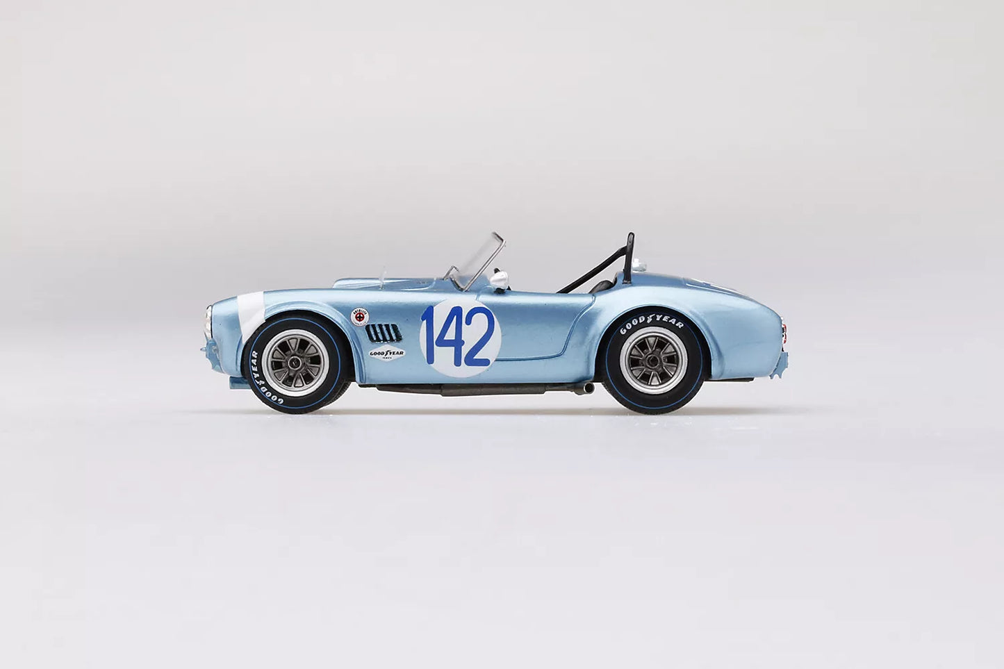 TRUESCALE MINIATURES SHELBY COBRA NO.142