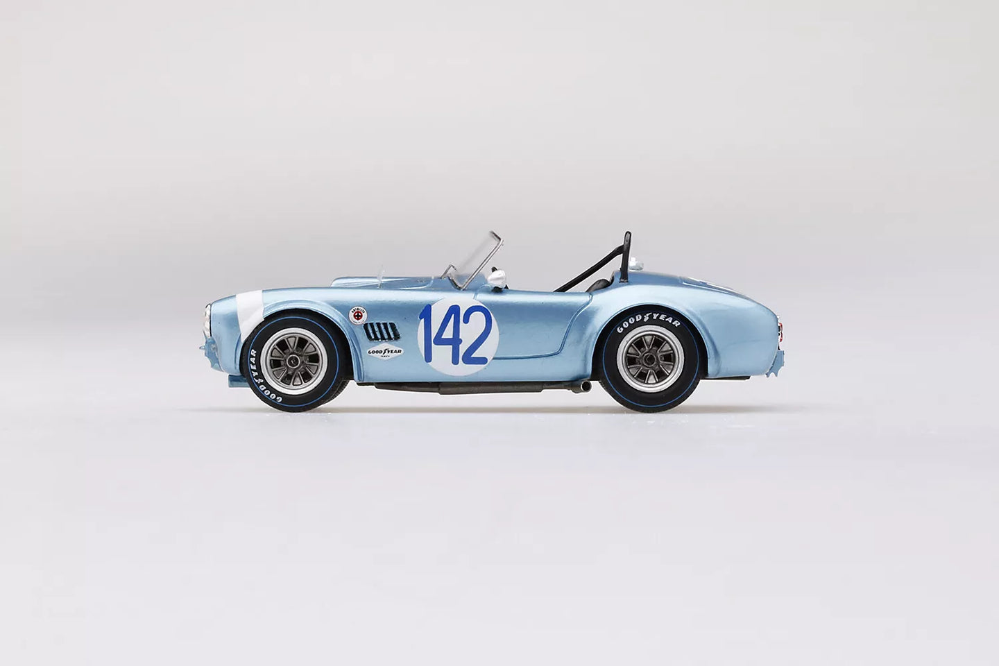 TRUESCALE MINIATURES SHELBY COBRA NO.142