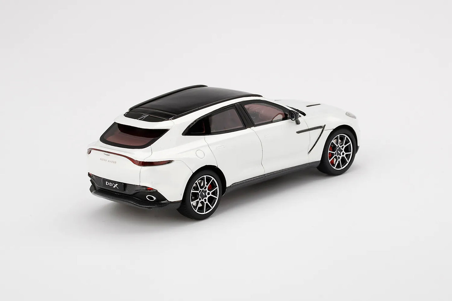 TRUE SCALE MINIATURES ASTON MARTIN DBX