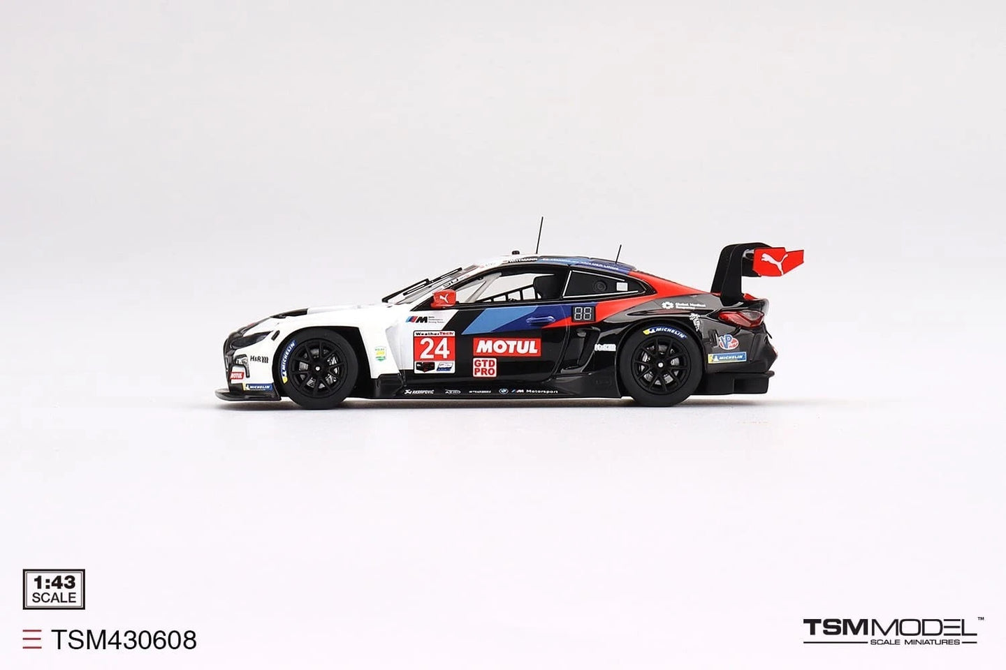 TRUESCALE MINIATURES BMW M4 GT3 NO.24 BMW TEAM RLL 2022 IMSA DAYTONA 24 HRS