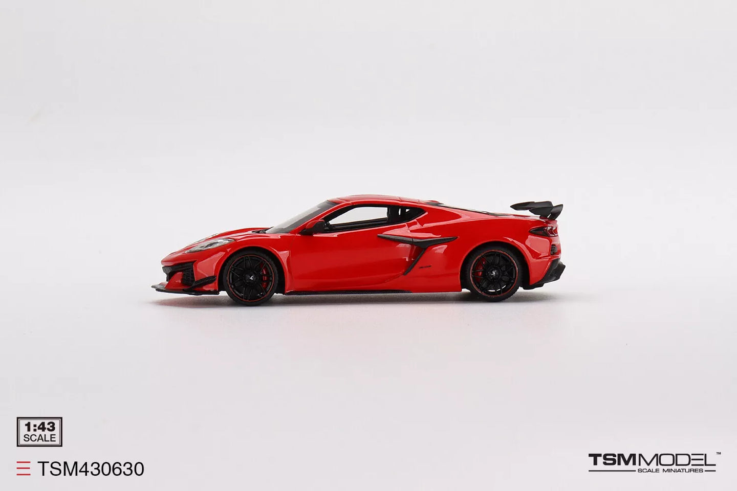 TRUESCALE MINIATURES CHEVROLET CORVETTE Z06 2023 TORCH RED  (RESIN)