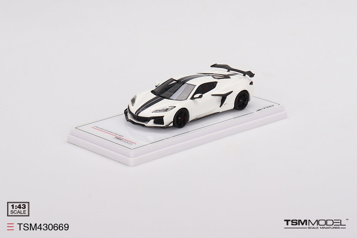 TRUESCALE MINIATURES CHEVROLET CORVETTE Z06 2023 ARCTIC WHITE