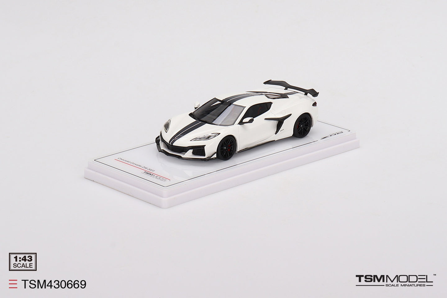 TRUESCALE MINIATURES CHEVROLET CORVETTE Z06 2023 ARCTIC WHITE