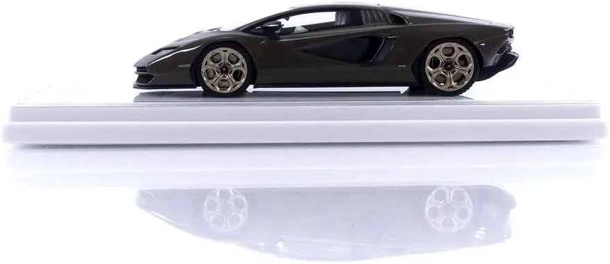 TRUE SCALE MINIATURES LAMBORGHINI COUNTACH LPI 800-4