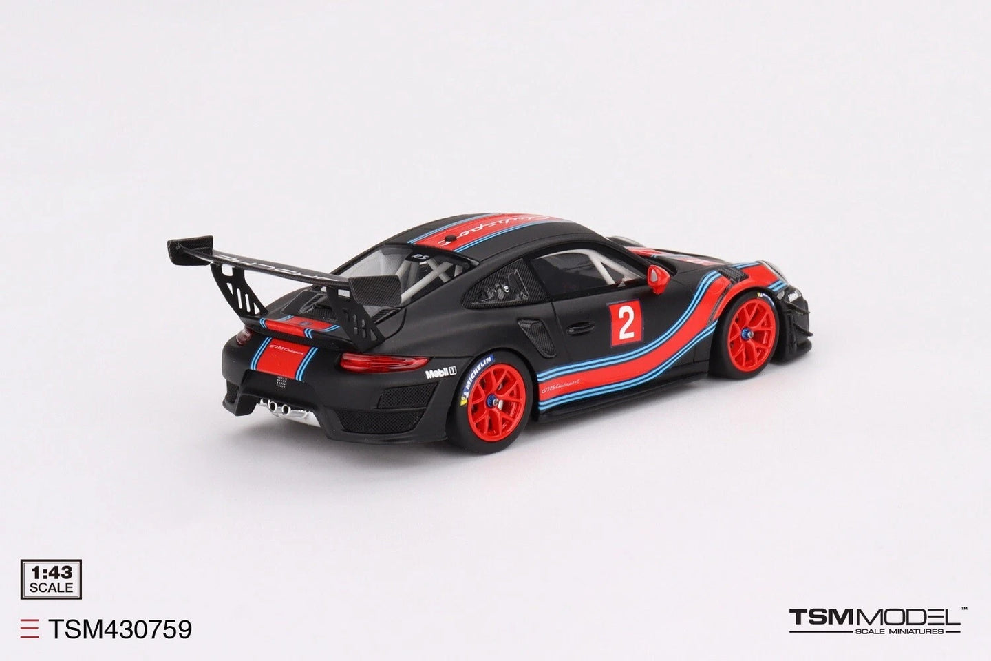 TRUESCALE MINIATURES PORSCHE 911 GT2 RS CLUBSPORT PRESENTATION