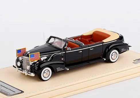 TRUE SCALE MINIATURES 1938 CADILLAC SERIES 90 V16