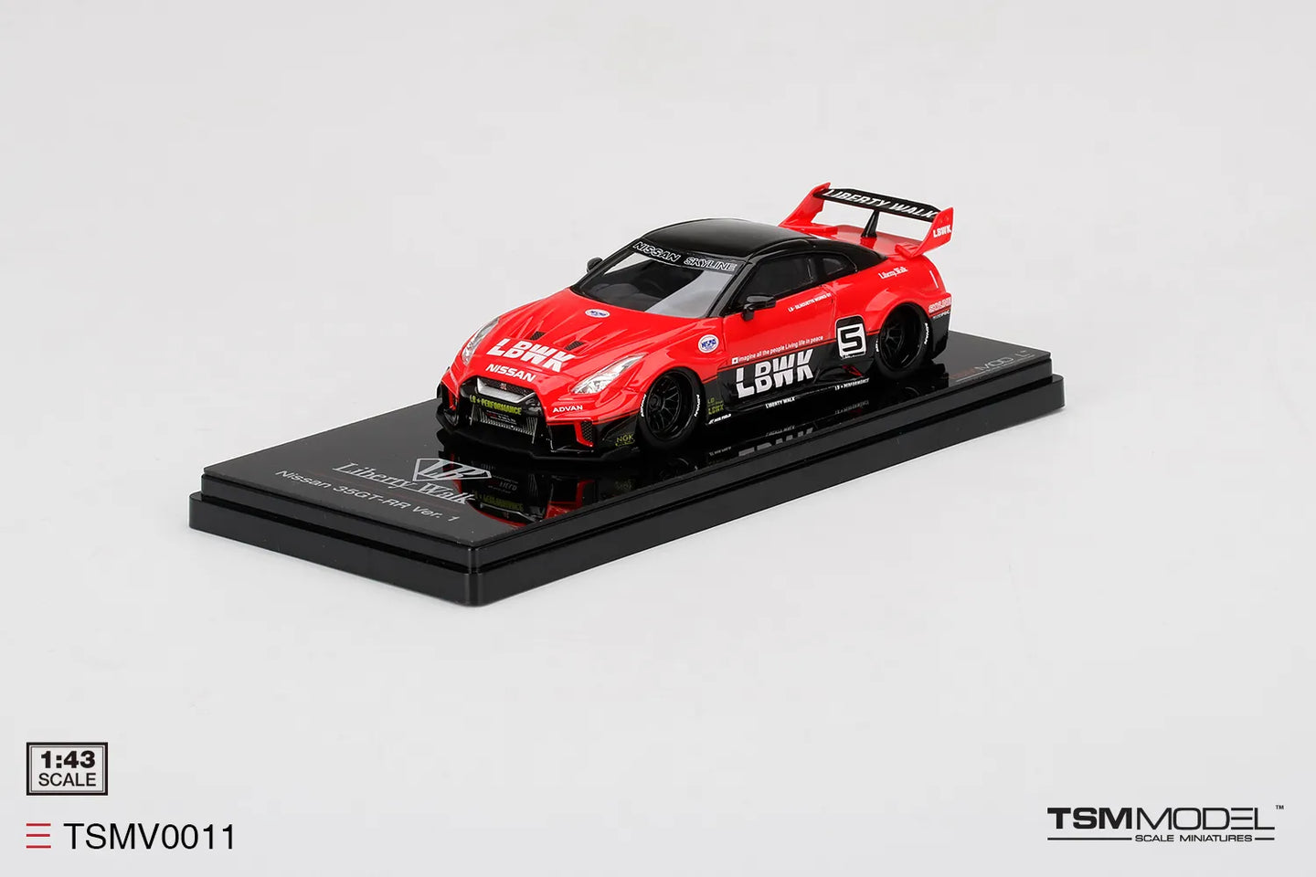 TRUE SCALE MINIATURES LB-SILHOUETTE WORKS GT NISSAN 35GT-RR VER.1 RED/BLACK