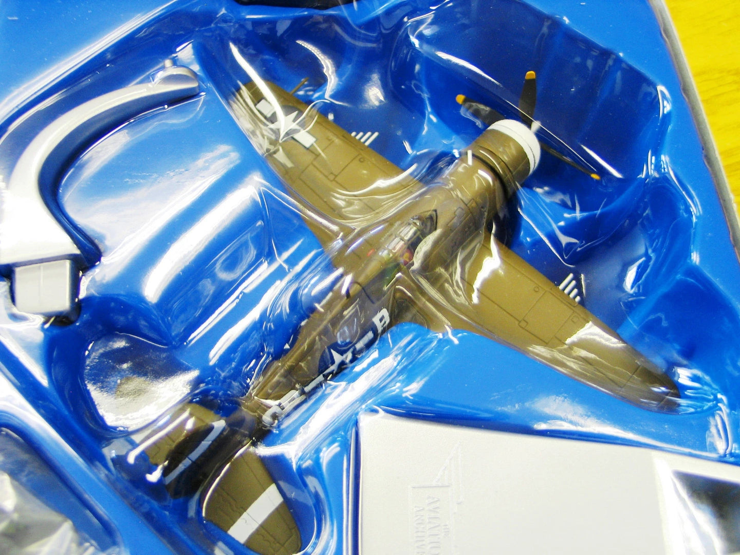 CORGI P-47D THUNDERBOLT 334TH FS "BOISE BEE"