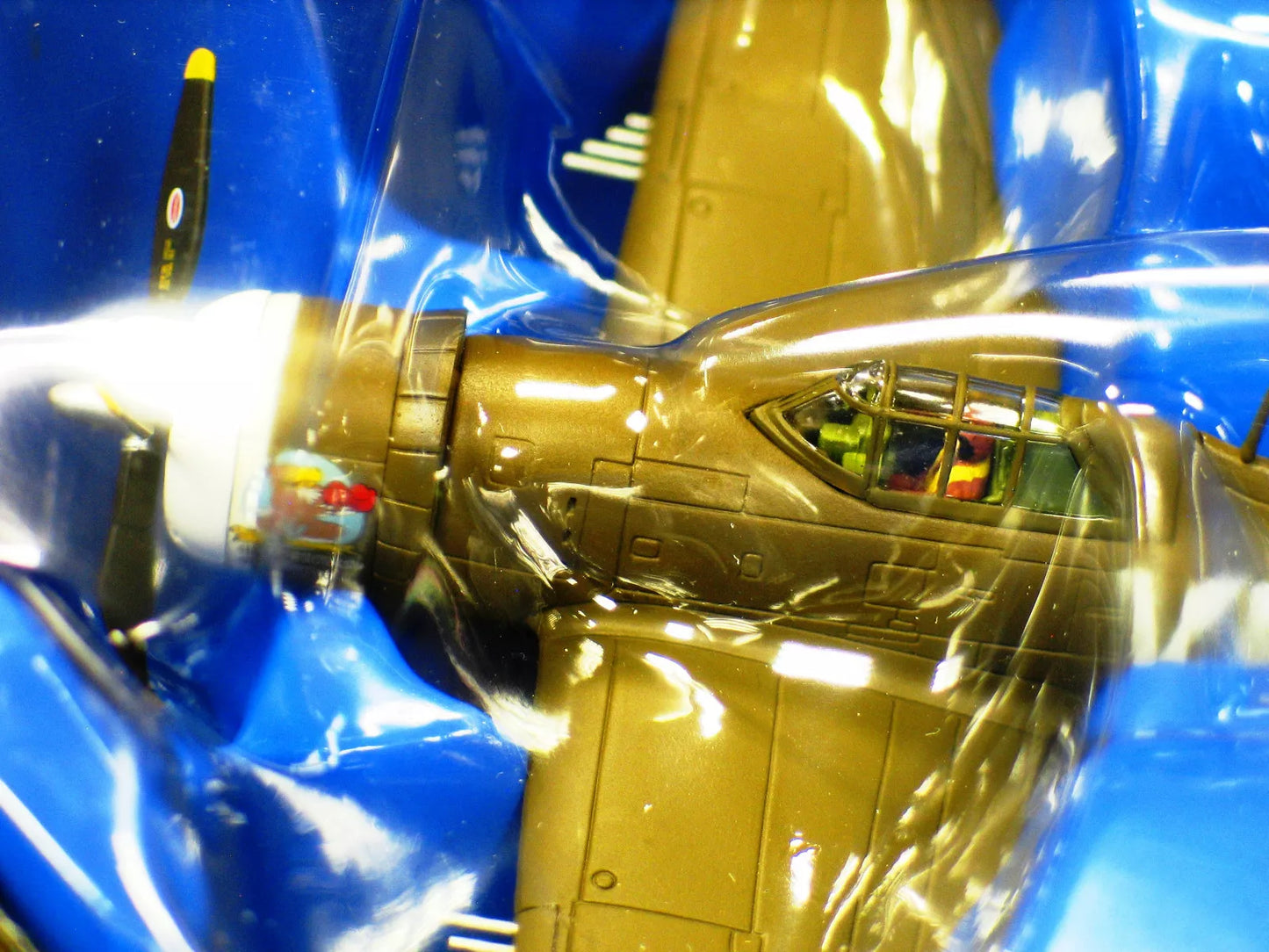 CORGI P-47 THUNDERBOLT DOMINIC GENTILE