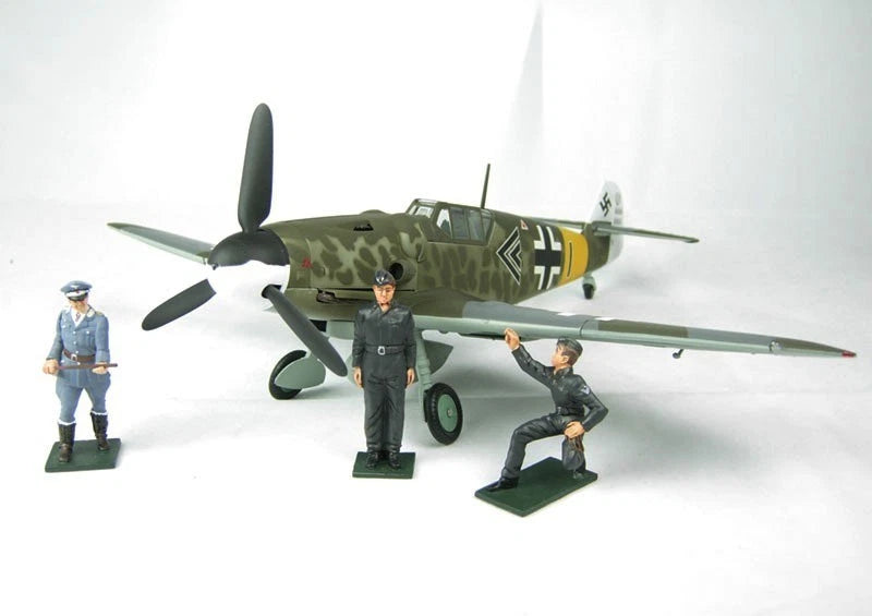 CORGI BF 109G-6 LUFTWAFFE III.JG 11 ANTON HACKL OLDENBURG GERMANY FEBRUARY 1944