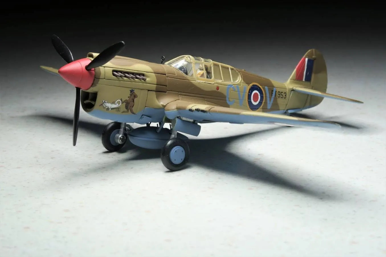 CORGI P-40E WARHAWK RAAF ROBERT GIBBES + NOSE ART PANEL