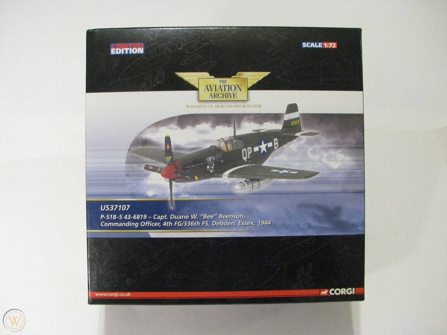 CORGI P-51B MUSTANG USAAF #43-6819 "BEE" DUANE BEESON ENGLAND 1944
