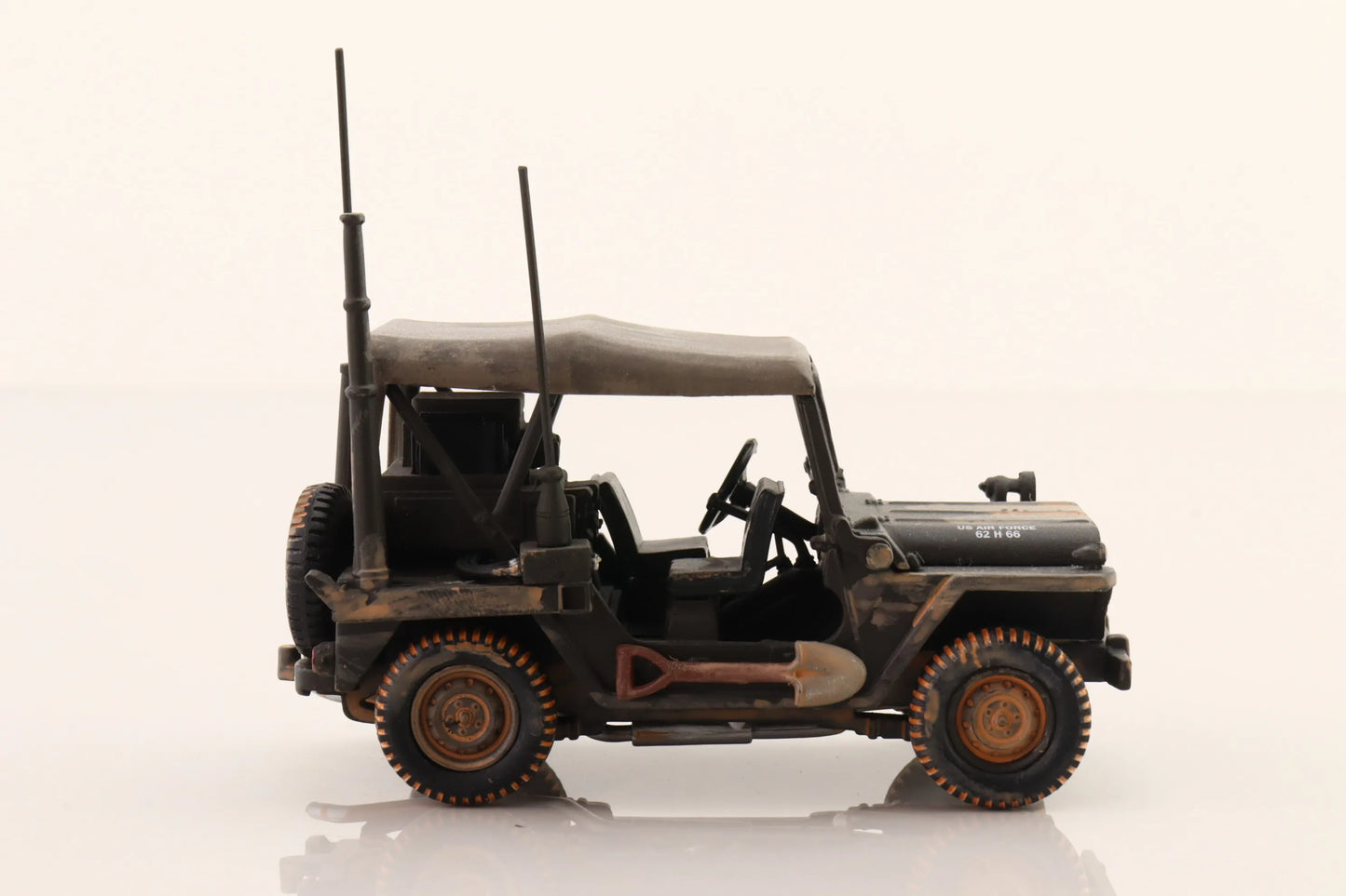 CORGI M151 A1 "MUTT" UTILITY TRUCK U.S.A.F
