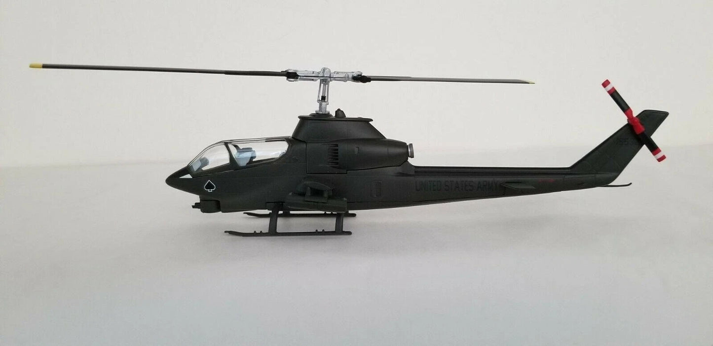 CORGI AH-1G COBRA U.S. ARMY "GAMBLER GUNS" 4TH AVIATION BATTALION 4TH INFANTRY DIVISION