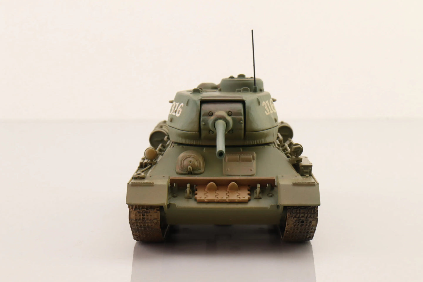 CORGI T34/85 TANK NORTH KOREAN 109TH TANK REGIMENT