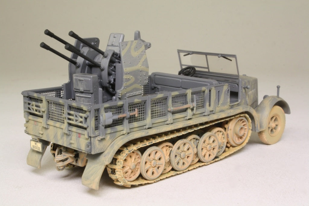 CORGI SD.KFZ.7/1 KRAUSS-MAFFEI  HALF TRACK FRANCE 1944