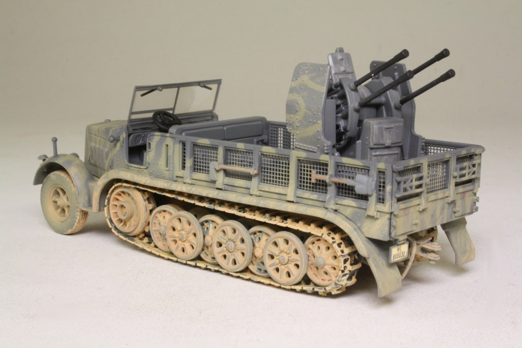CORGI SD.KFZ.7/1 KRAUSS-MAFFEI  HALF TRACK FRANCE 1944