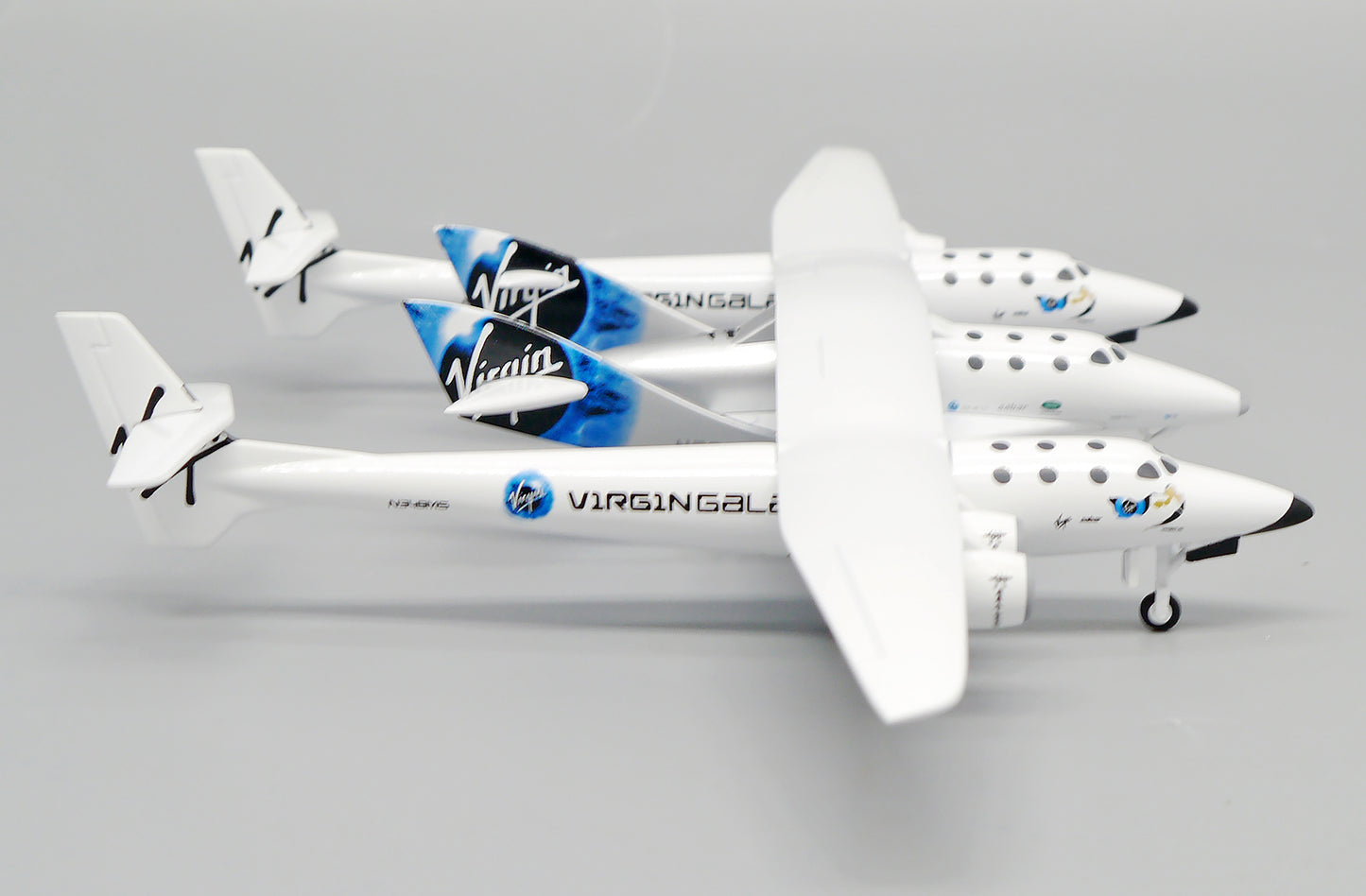 JC WINGS 348 WHITE KNIGHT II NEW LIVERY REG: N348MS