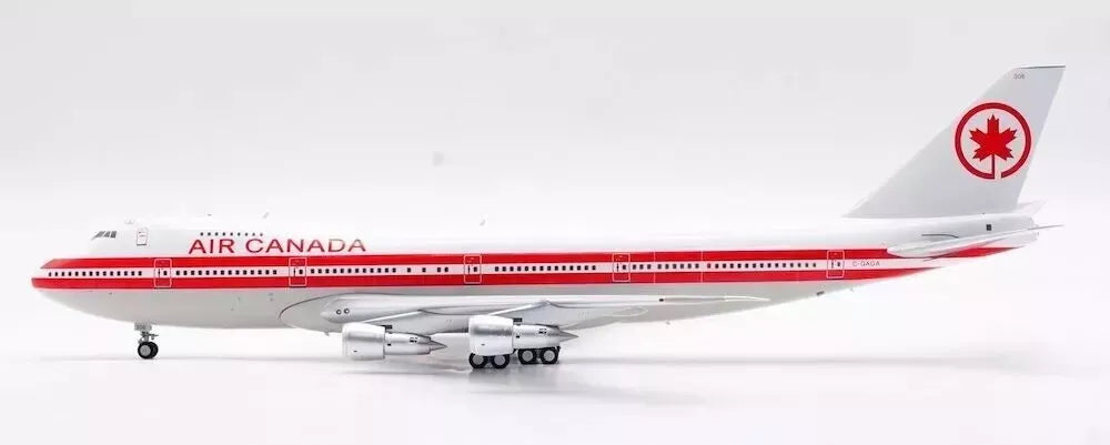 WB MODELS B747-233BM AIR CANADA REG: C-GAGA