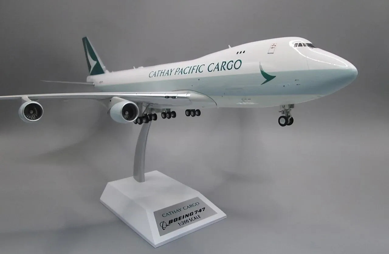 WB MODELS  B747-400 CATHAY CARGO REG: B-LIC