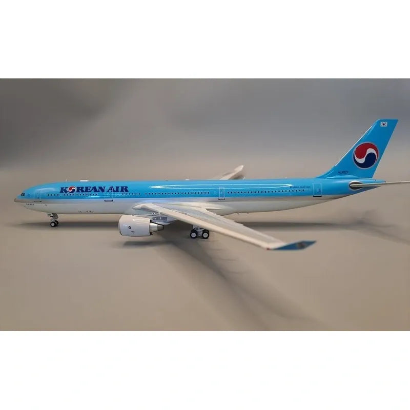 WB MODELS A330-323 KOREAN AIR REG: HL8027