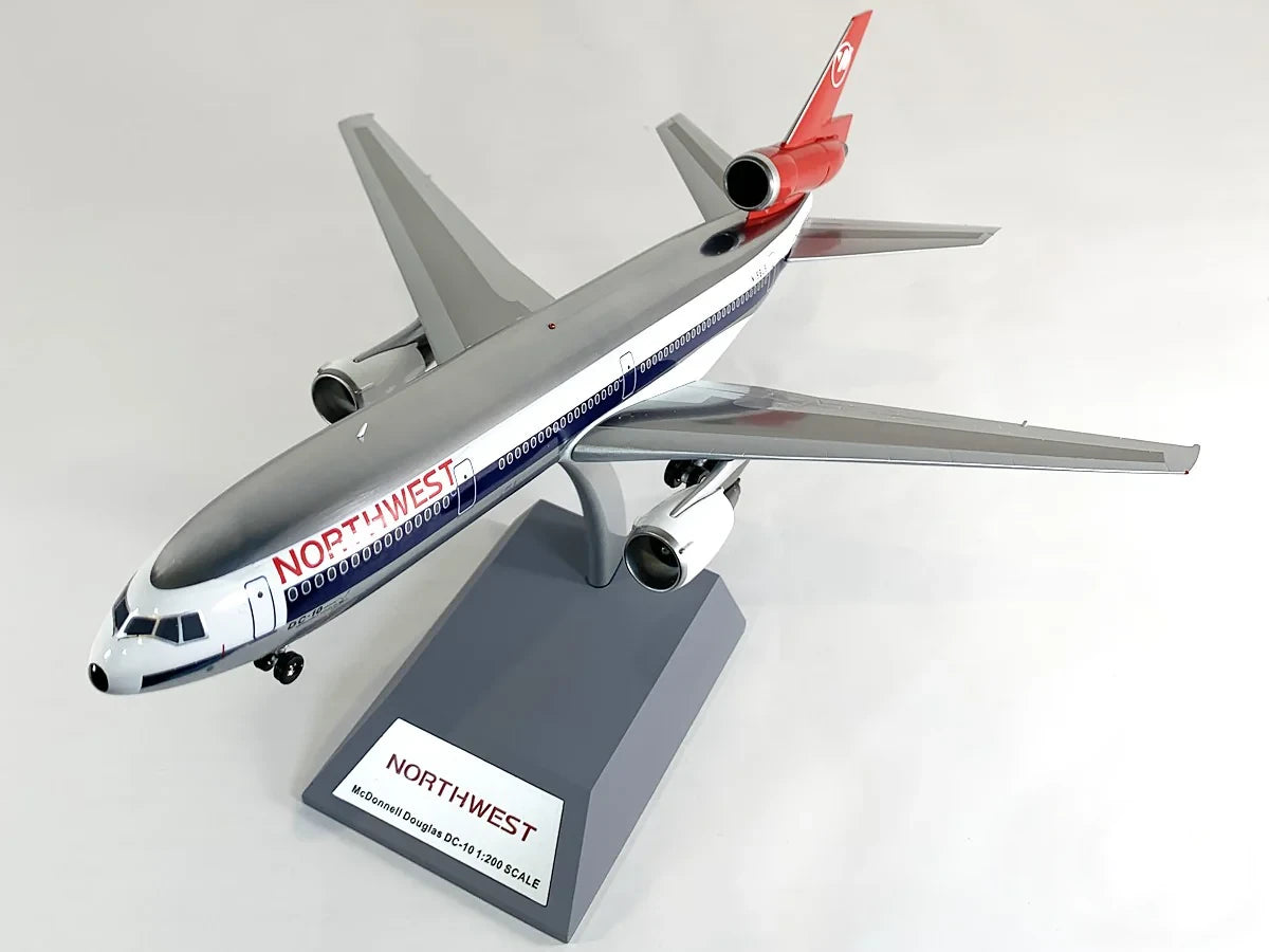 WB MODELS DC-10-40 NORTHWEST AIRLINES (POLISHED) REG: N158US