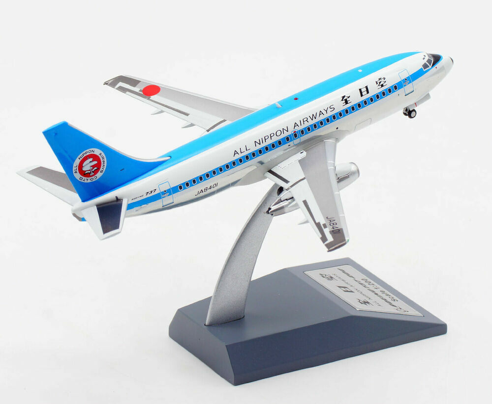AVIATION 200 B737-281 ANA REG: JA8401