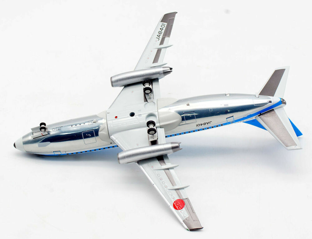 AVIATION 200 B737-281 ANA REG: JA8401