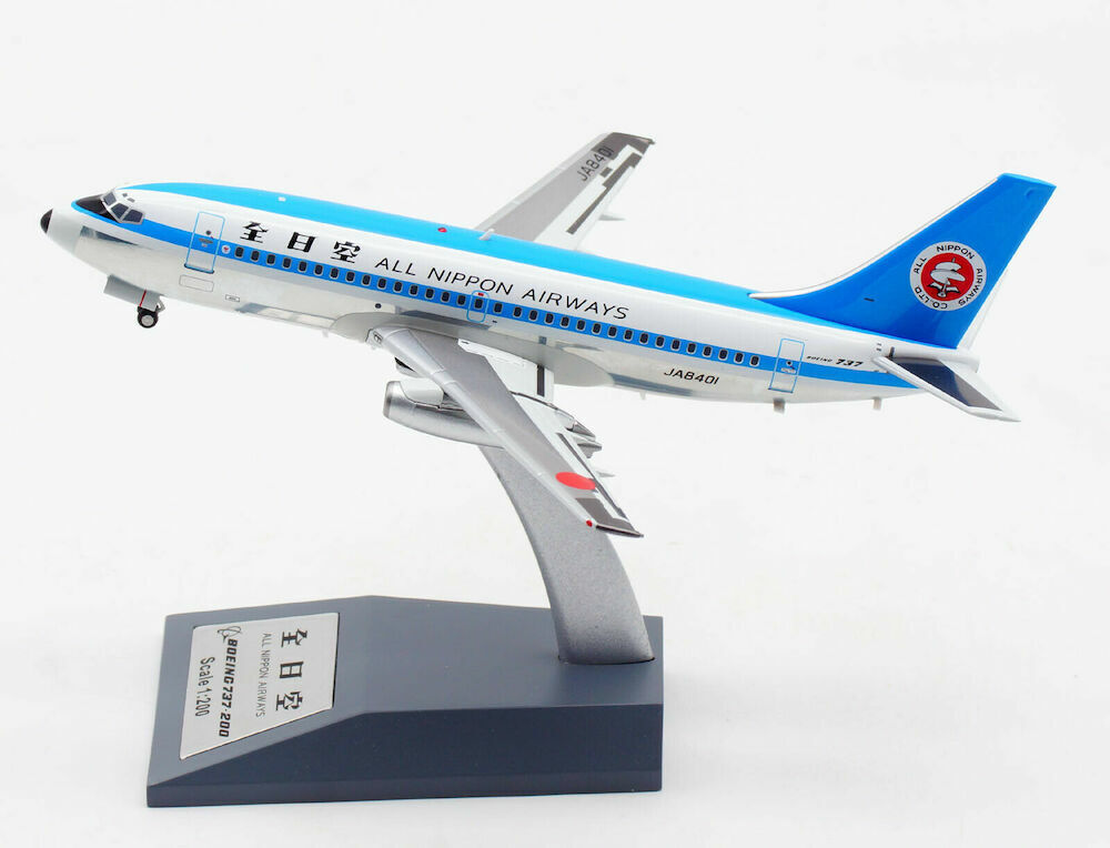 AVIATION 200 B737-281 ANA REG: JA8401