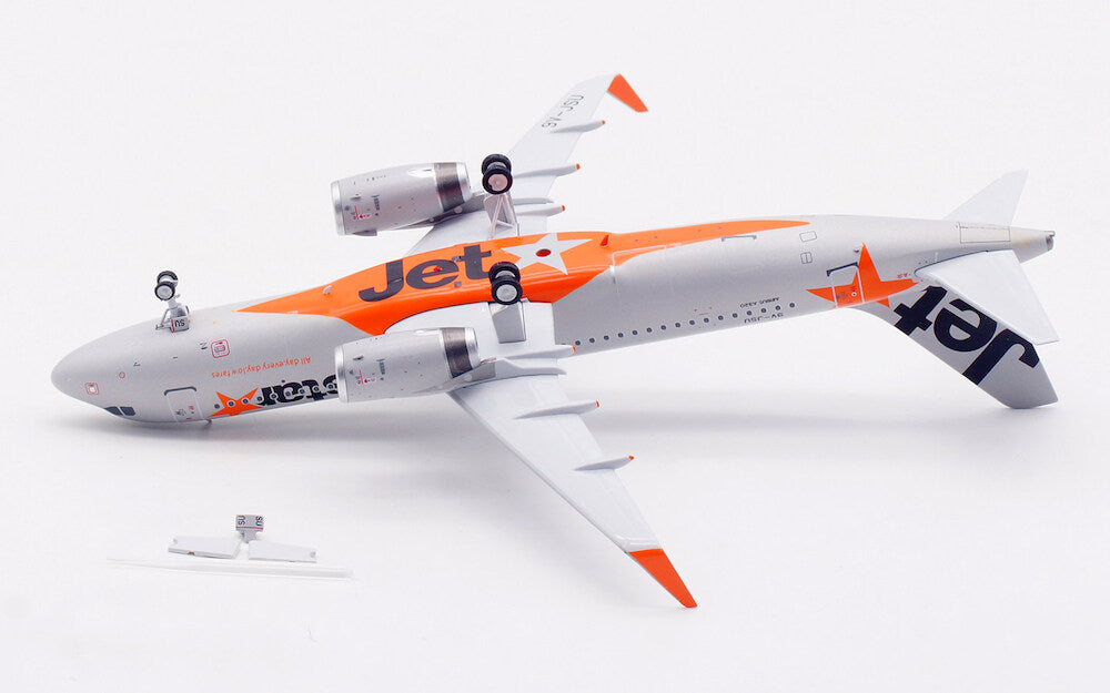 WB MODELS A320-232 JETSTAR ASIA AIRWAYS REG: 9V-JSU