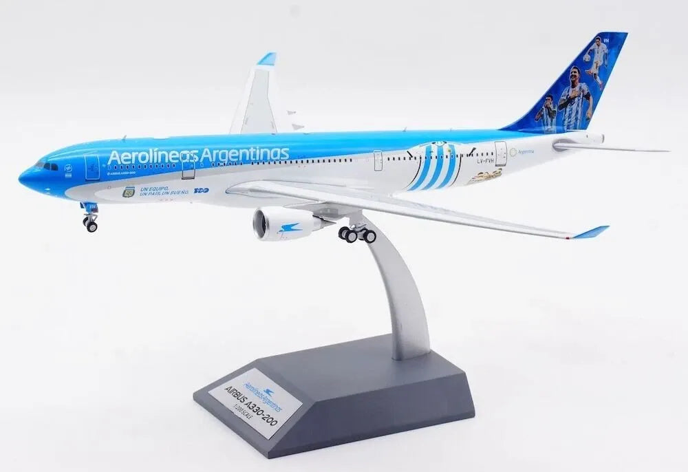 WB MODELS A330-202 AEROLINEAS ARGENTINAS REG: LV-FVH