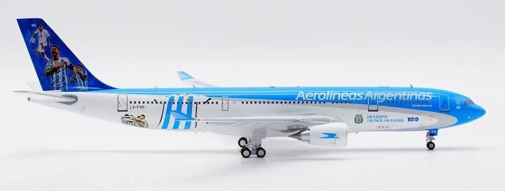 WB MODELS A330-202 AEROLINEAS ARGENTINAS REG: LV-FVH